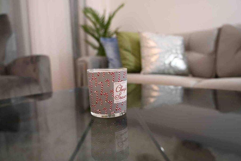 Brand New Furniture . Close To Dubai Mall. Εξωτερικό φωτογραφία