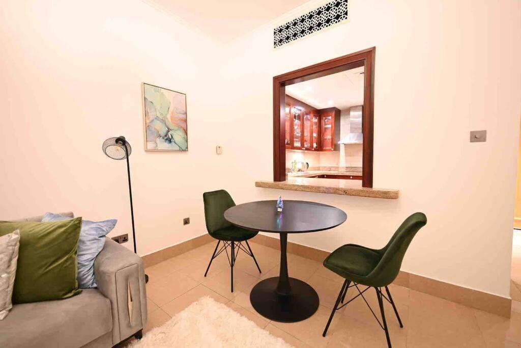 Brand New Furniture . Close To Dubai Mall. Εξωτερικό φωτογραφία